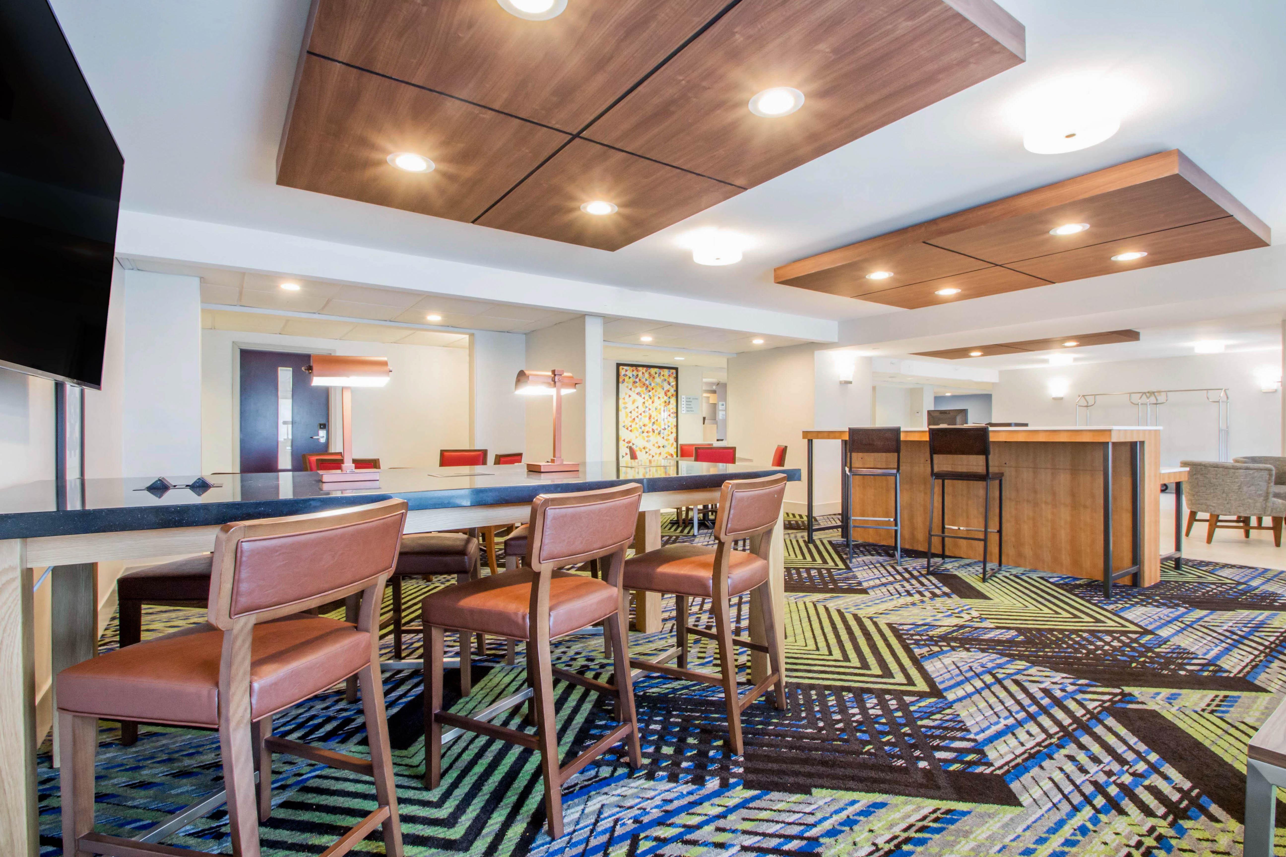Holiday Inn Express & Suites - Albany Airport - Wolf Road By Ihg Exteriér fotografie