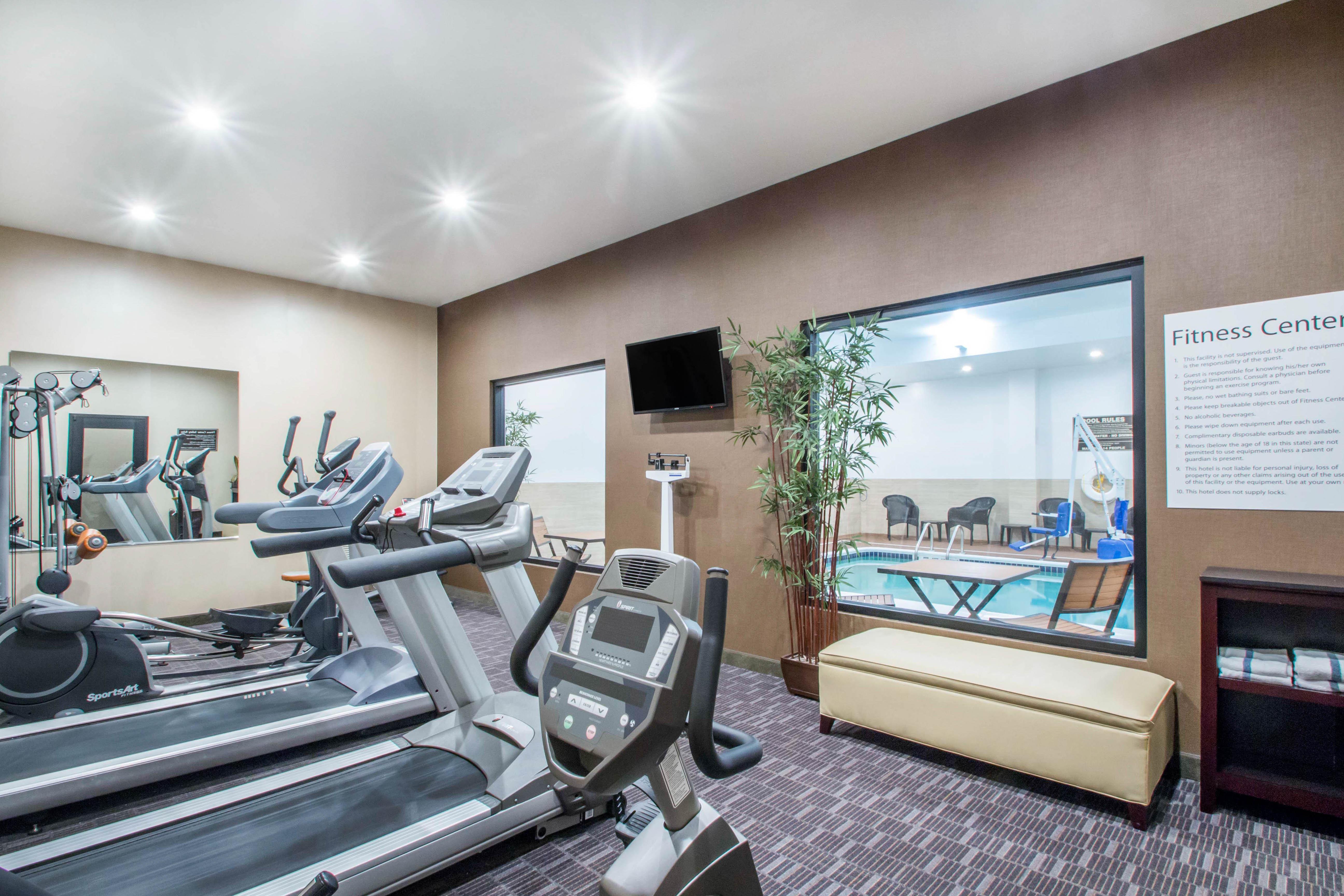 Holiday Inn Express & Suites - Albany Airport - Wolf Road By Ihg Exteriér fotografie
