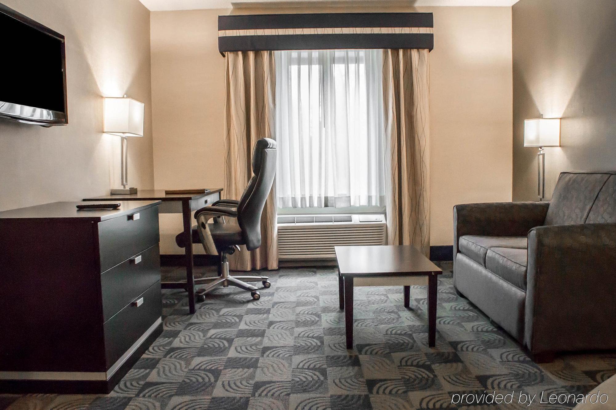 Holiday Inn Express & Suites - Albany Airport - Wolf Road By Ihg Exteriér fotografie